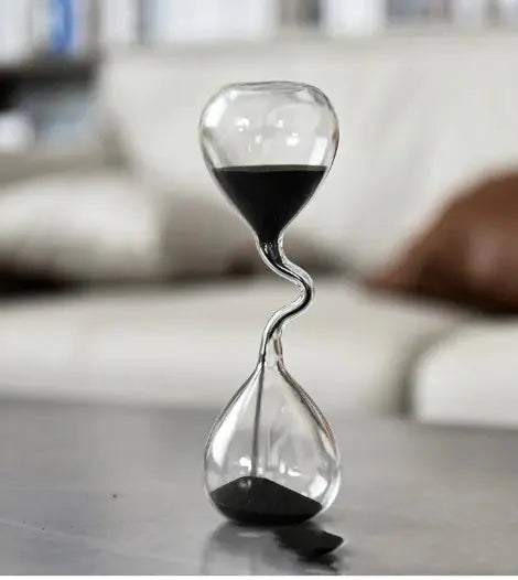 Zen Hourglass Timer – Elegant Thin Neck Glass for Mindful Moments